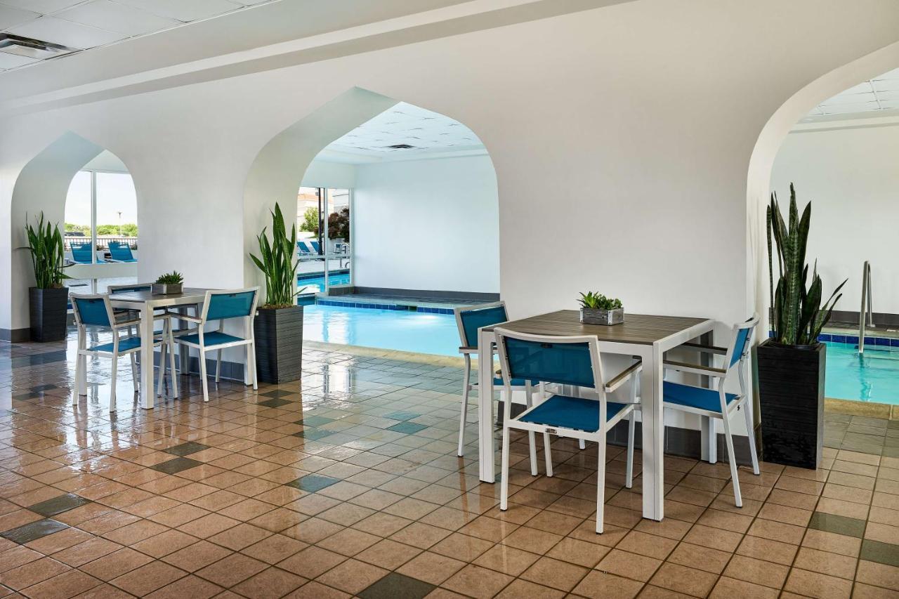 Hilton Country Club Plaza Hotel