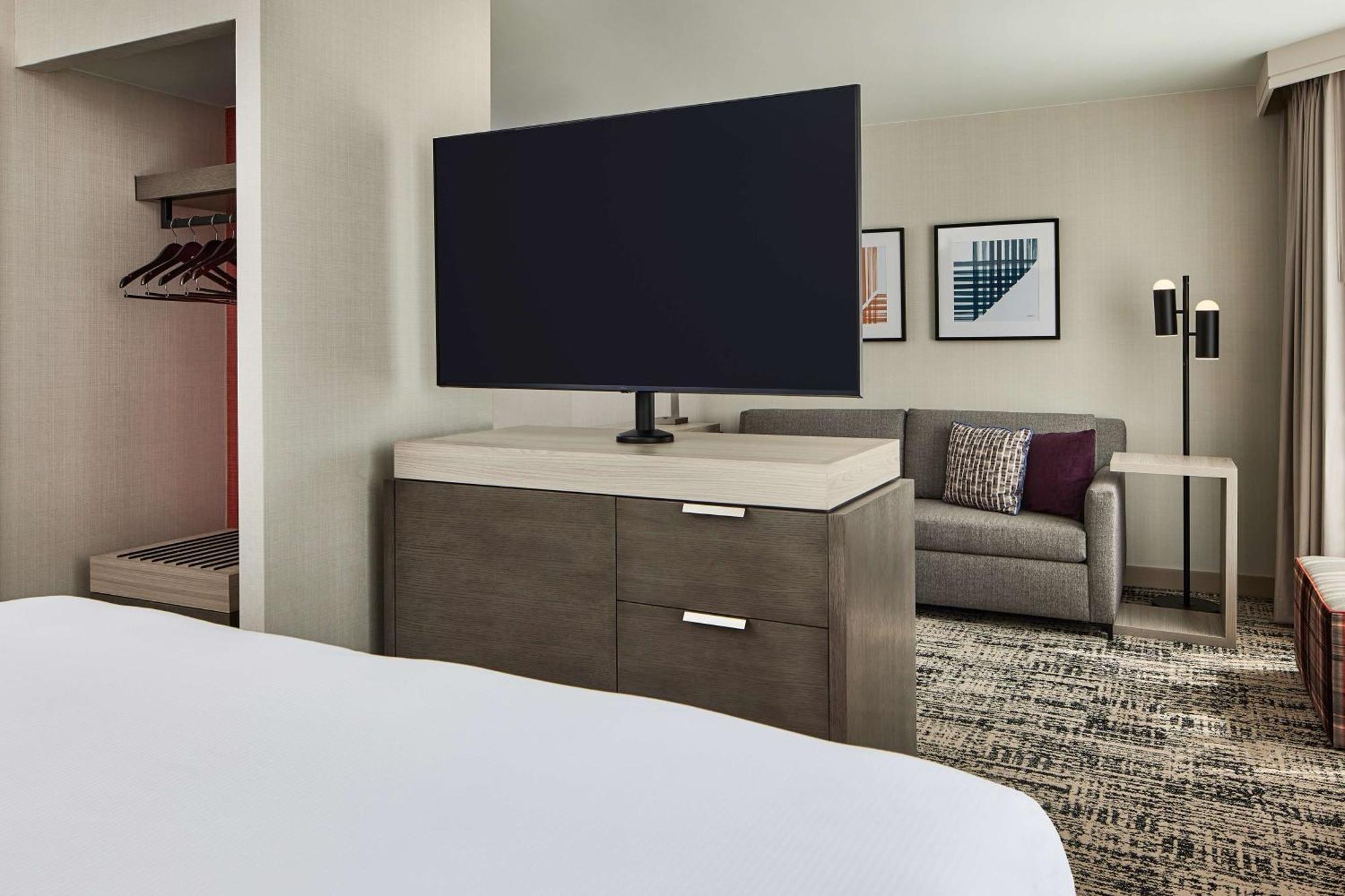 Hilton Kansas Country Club Plaza Hotel 4*